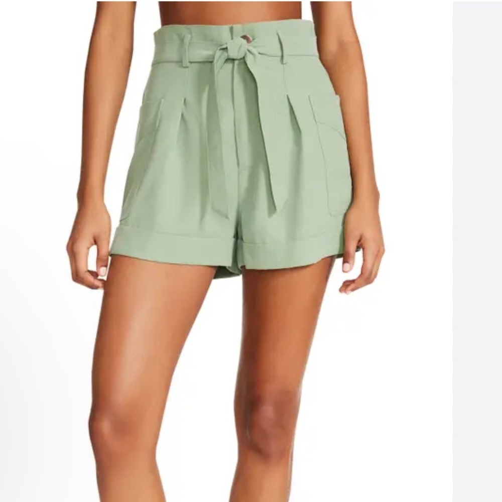 Steve Madden In Misty Jade High-Waisted Shorts - Picture 1 of 1
